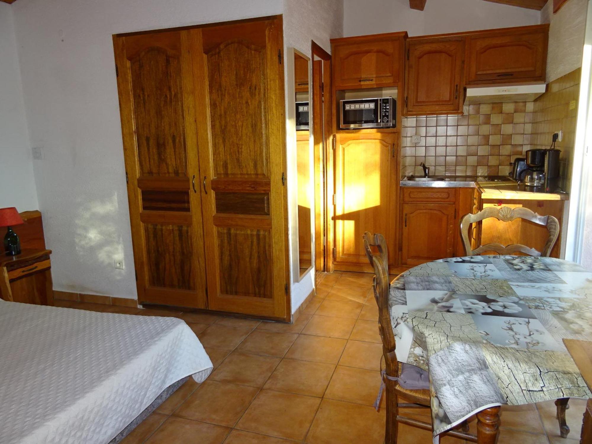 Location Villa Et Studios Roquebrune-sur Argens Luaran gambar